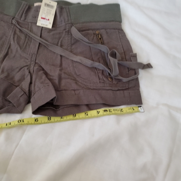 Short - Picture 5 of 11